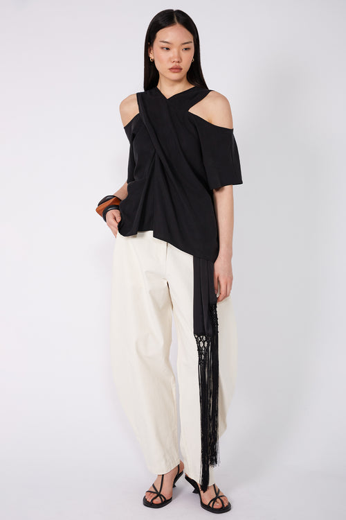confine top / black