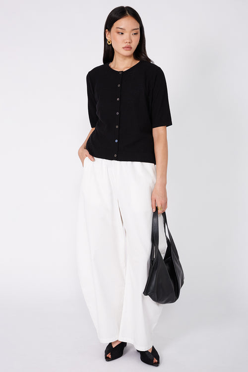 crisp short sleeve cardi / black