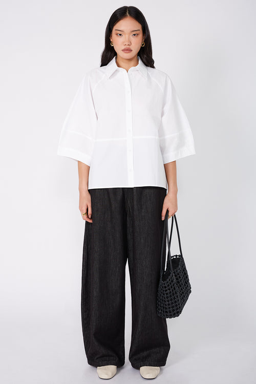 critic shirt / white