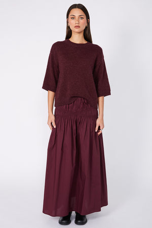 disperse skirt / dark plum
