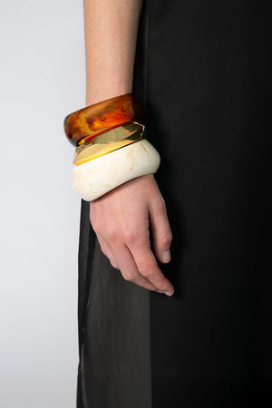 dome bangle stack / amber|marble|gold