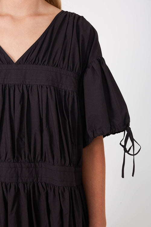 province dress / black