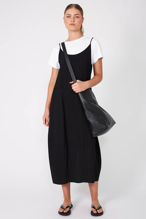 refine short sleeve tee / white