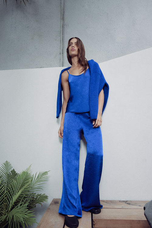 server sweater / electric blue