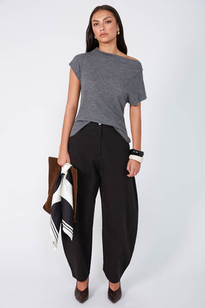 encased pant / black
