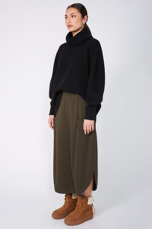 encase skirt / khaki