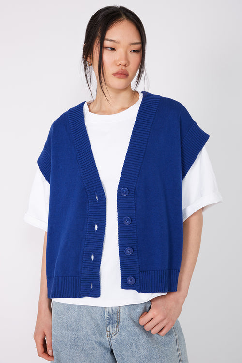 expect cropped button vest / Biro blue