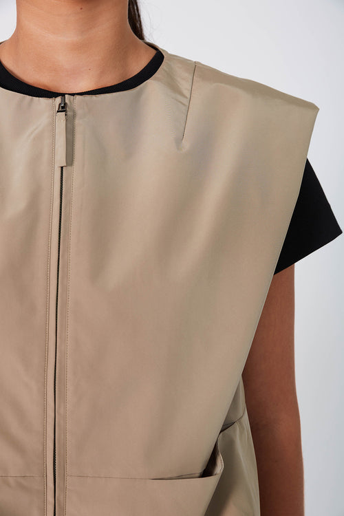 finish vest / pumice camel