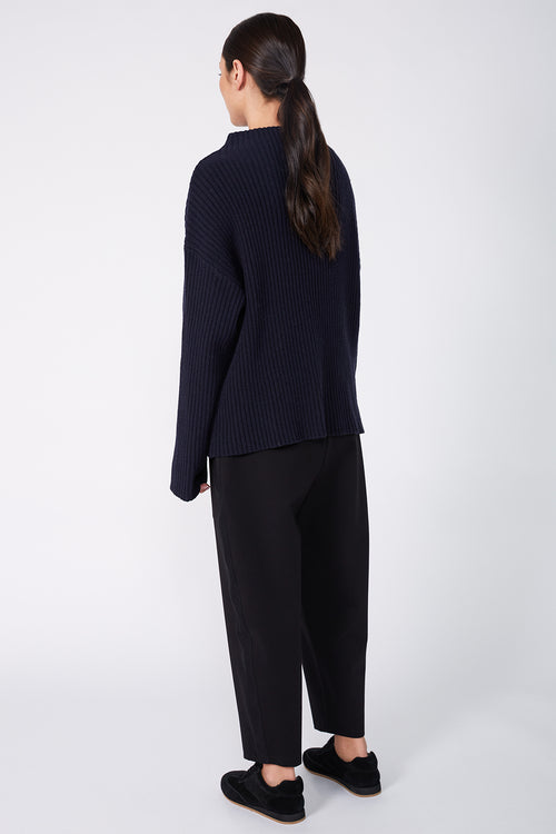 forgo rib sweater / navy blue
