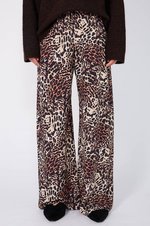frame bias pant / ochre| black| cream cheetah print