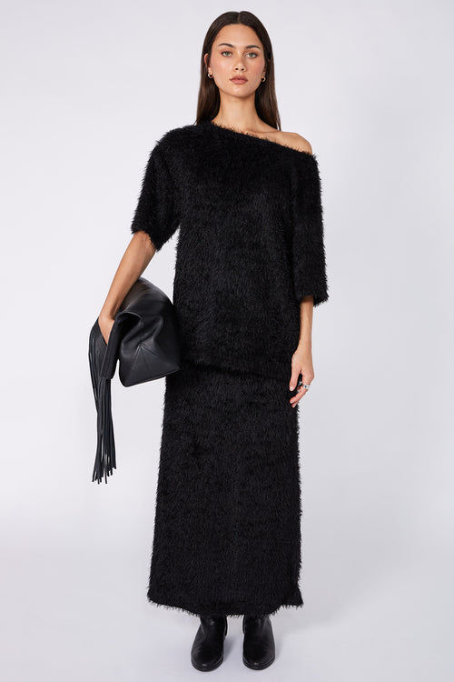fringy tee / black