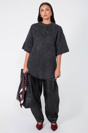 fronted longline tee sweater / charcoal marle