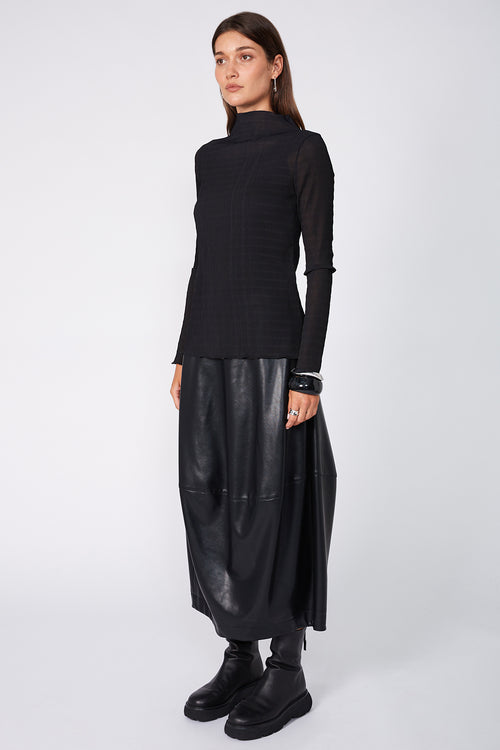 funnel pleat skin / black