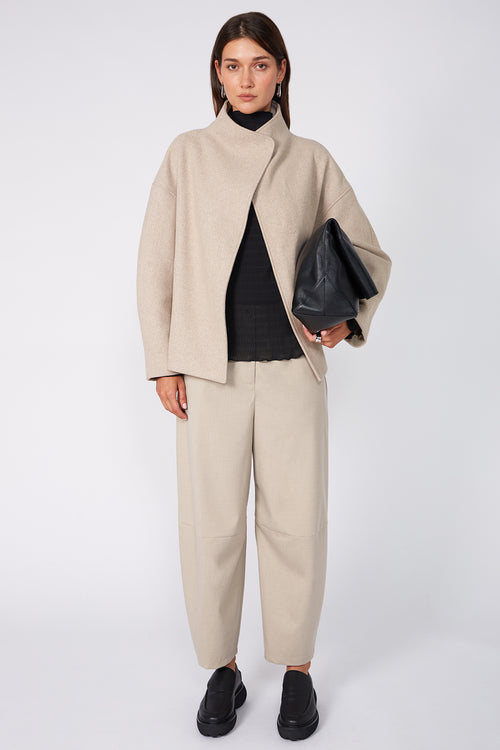 funnel pleat skin / black