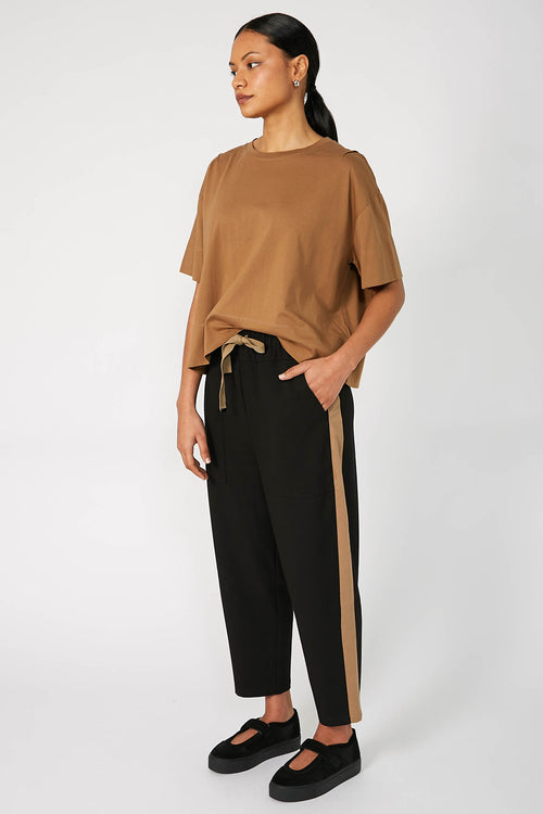 gains pant / black|pecan brown stripe