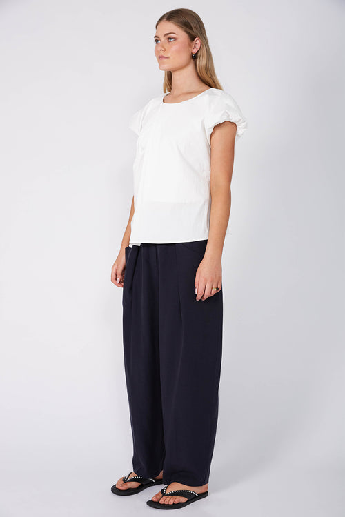 inclined short sleeve top / white