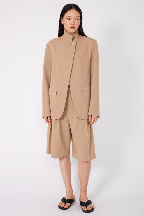 level blazer / camel