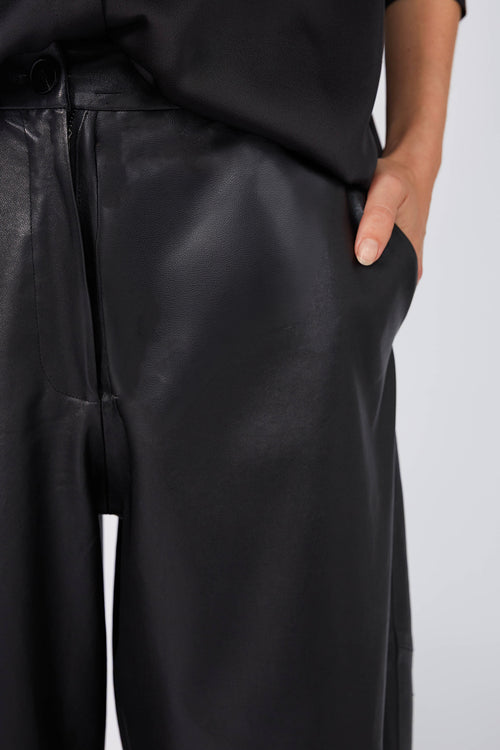 luxe encased pant / black
