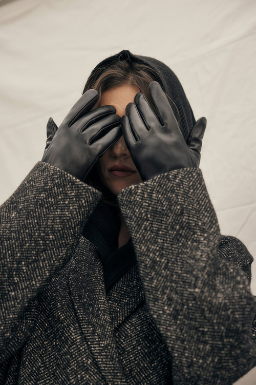 luxe leather gloves / black