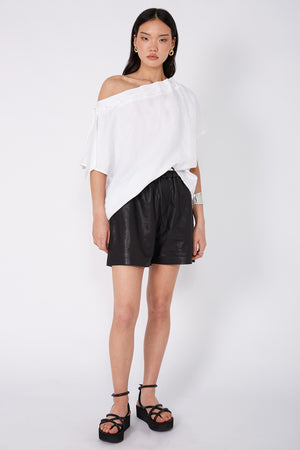 luxe ride short / black