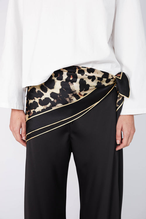 animal silk scarf / animal print