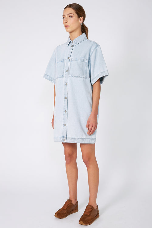 boxed denim dress / faded blue denim