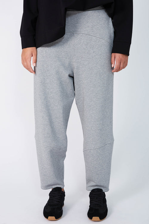 furthering track pant / grey marle
