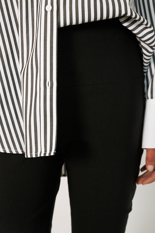 key capri pant / black