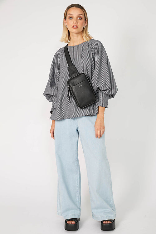 raven top / denim blue|white stripe