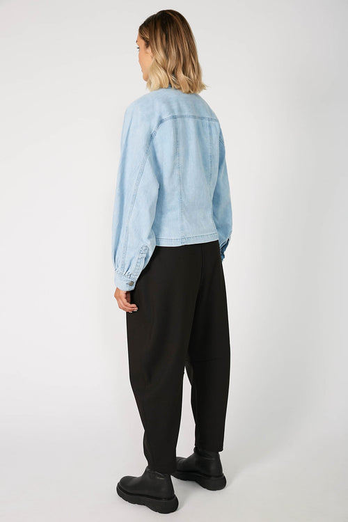 respite crop denim jacket / faded blue denim