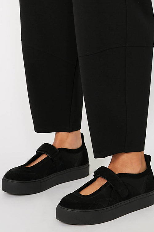 tab kicks / black