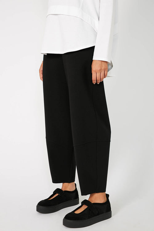 tab kicks / black