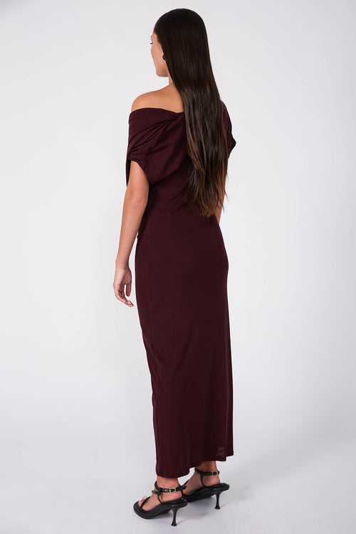 torrent maxi dress / dark sangria red | m o o c h i torrent maxi dress / dark sangria red | m o o c h i
