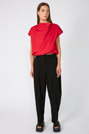 twisted tee / chilli red