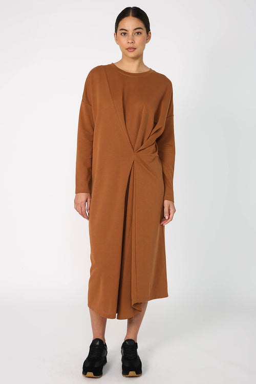 evolve midi dress / toffee brown