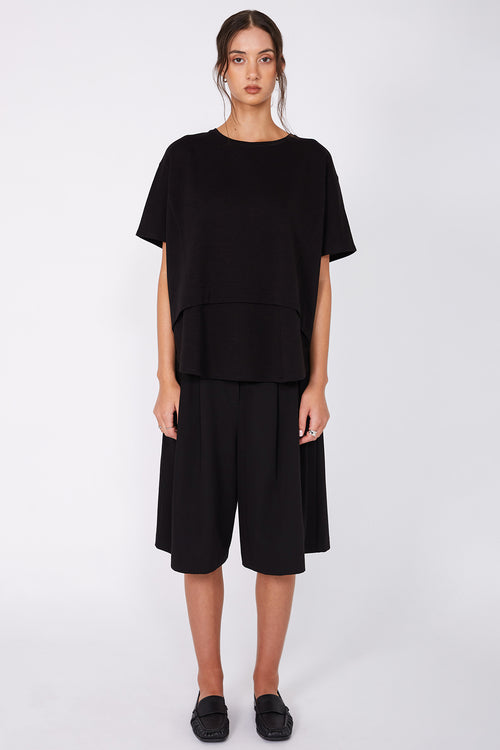 overturn tee / black