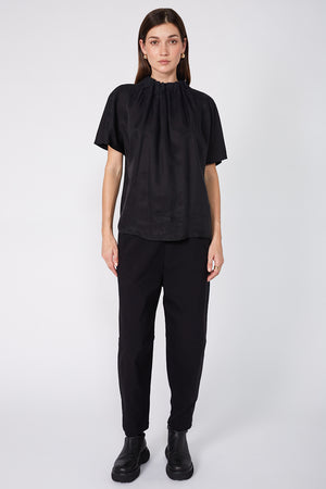 overview short sleeve top / black