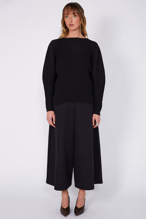 pleat curve top / black