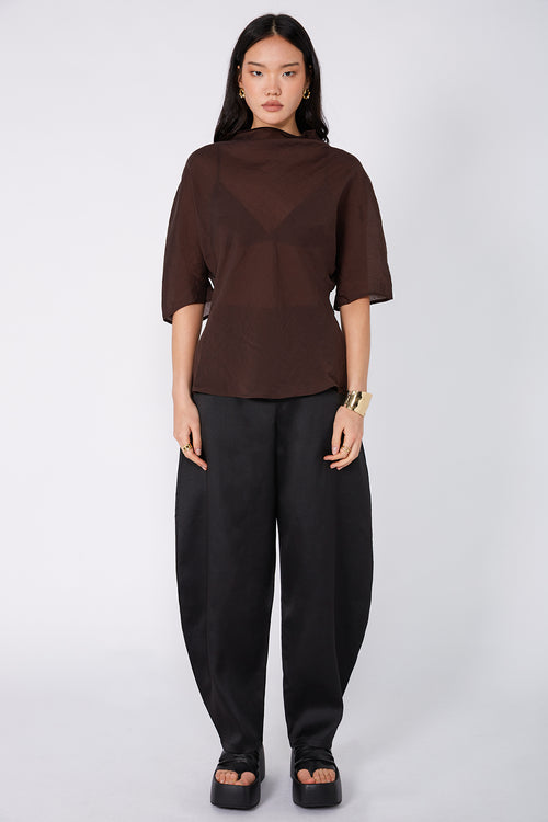 prime top / carob brown