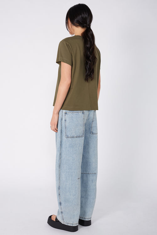 refine short sleeve tee / khaki