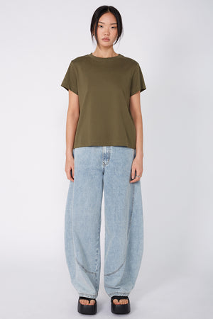 refine short sleeve tee / khaki