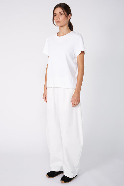 refine short sleeve tee / white