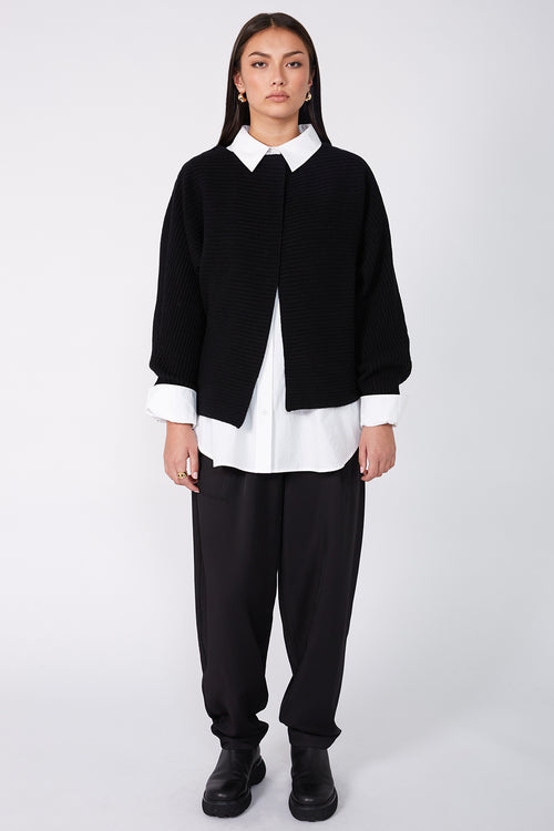 reverted pant / black