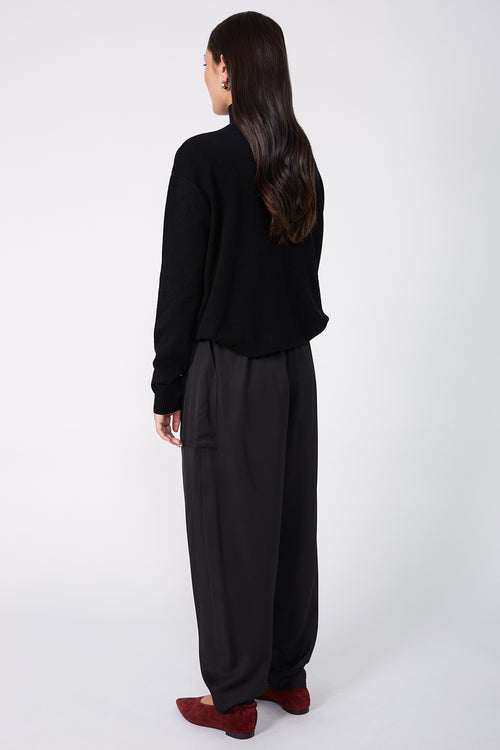 reverted pant / black