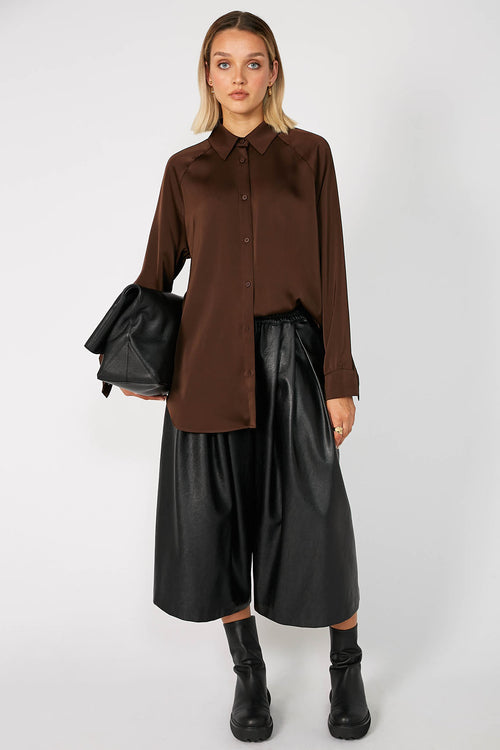 roam shirt / chocolate brown