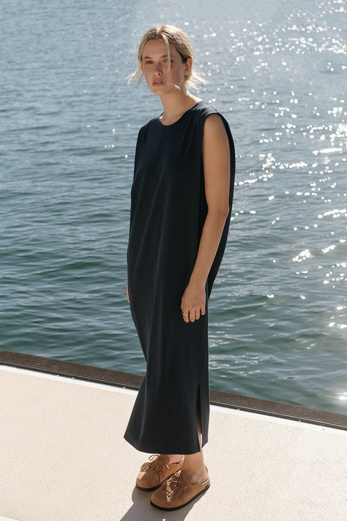 seek maxi dress / french ink