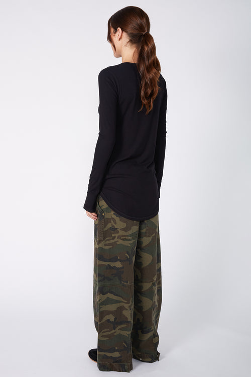 shy layering top / black