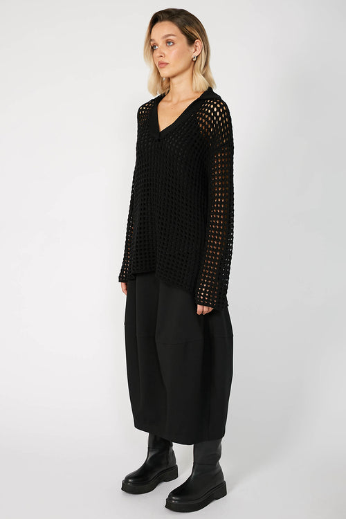 chain sweater / black