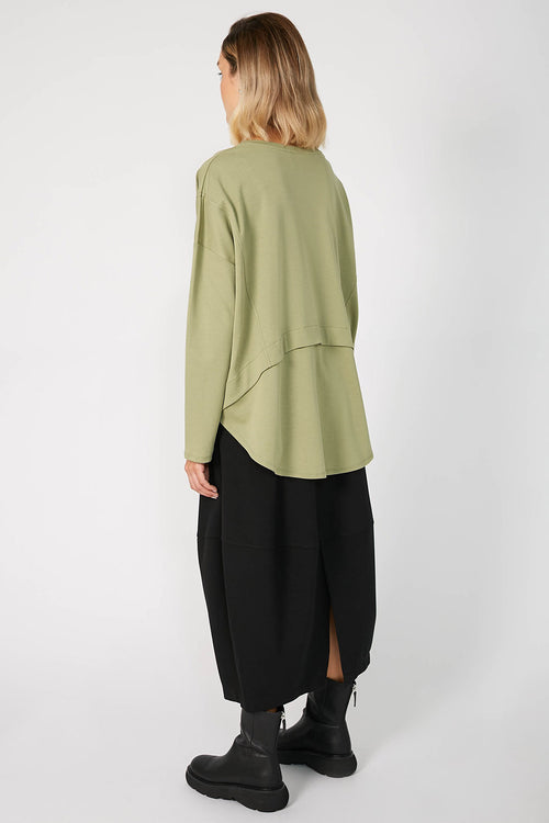 overturn top / matcha green