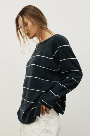 stand stripe sweater / navy | cream stripe